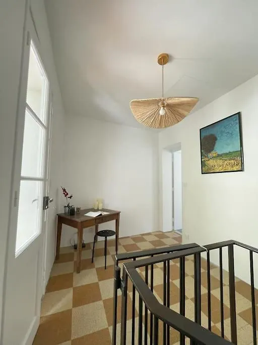 Maison Avec Patio Proche Place Des Carmes Avignon Holiday home