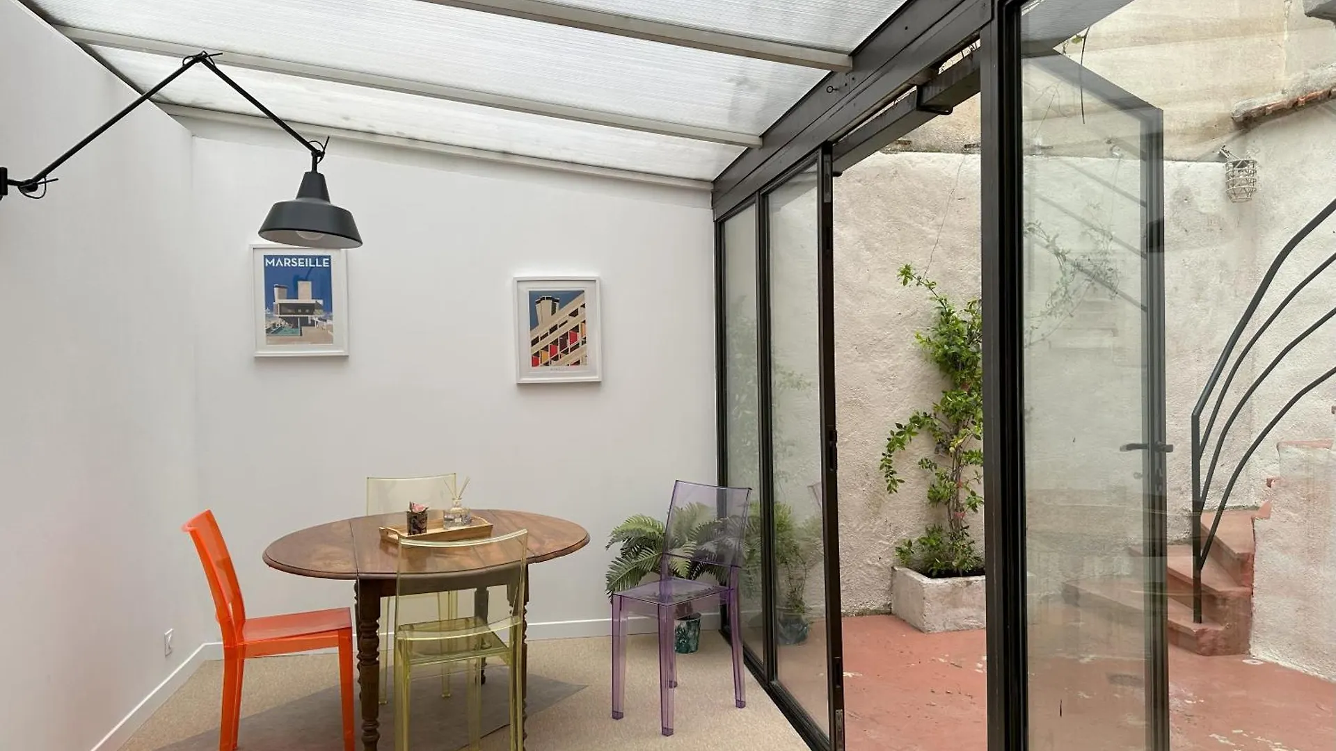 Holiday home Maison Avec Patio Proche Place Des Carmes Avignon